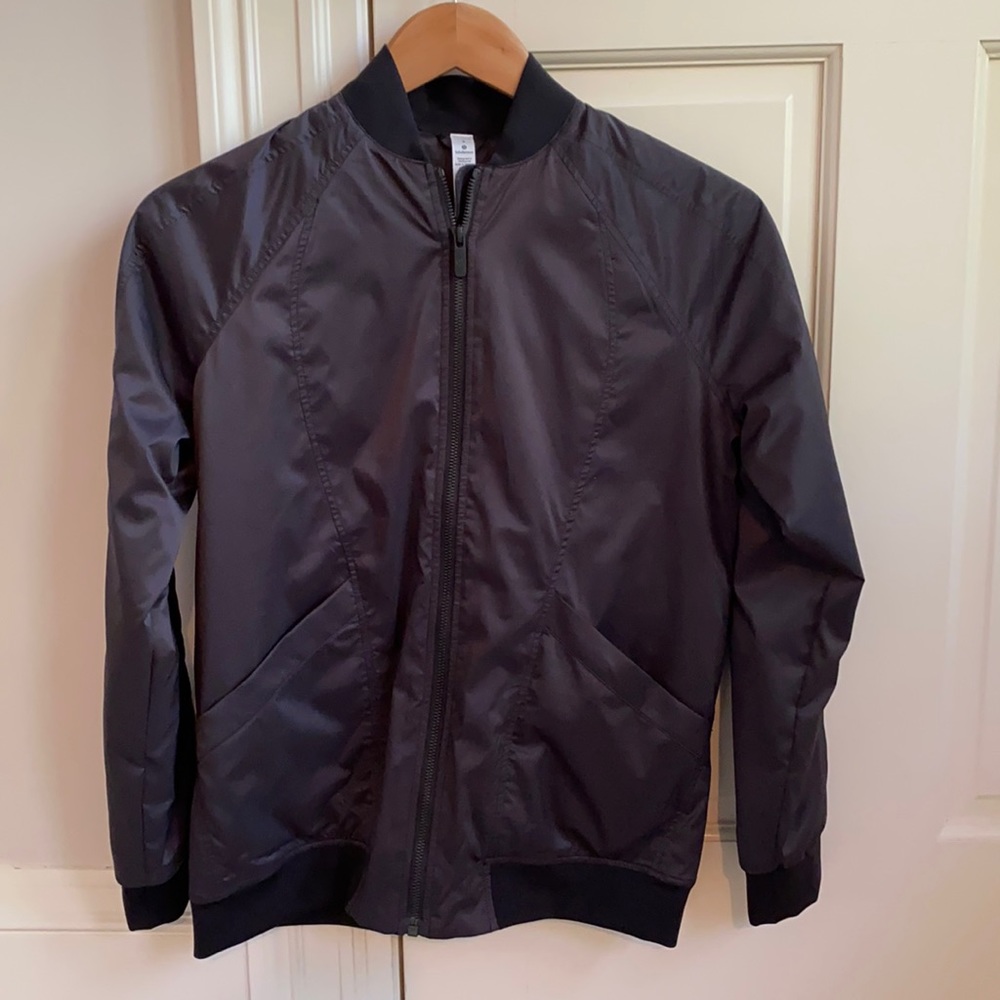 Lululemon Bomber Jacket Size 2 NEVER BEEN WORN